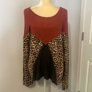 7th Ray Animal Print Soft Ling Sleeve Top Size XL